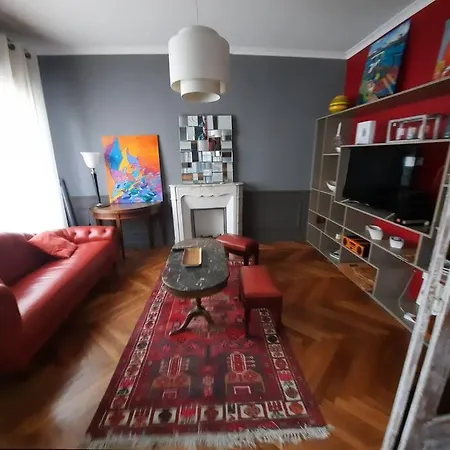 Jolie Petite Maison D'armateur